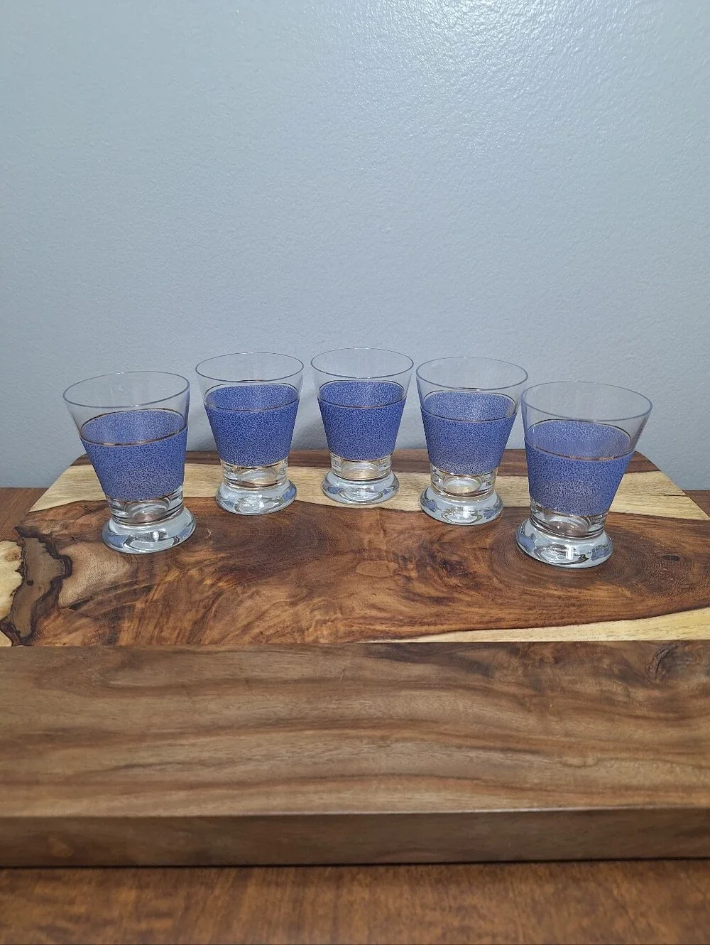 VTG MCM 50s-60s Textured Lavender Gold Trim Set Of 5 Shot Glasses Barware Tiki